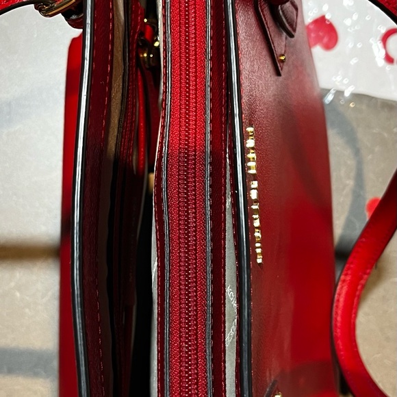 Michael Kors purse - Picture 6 of 9